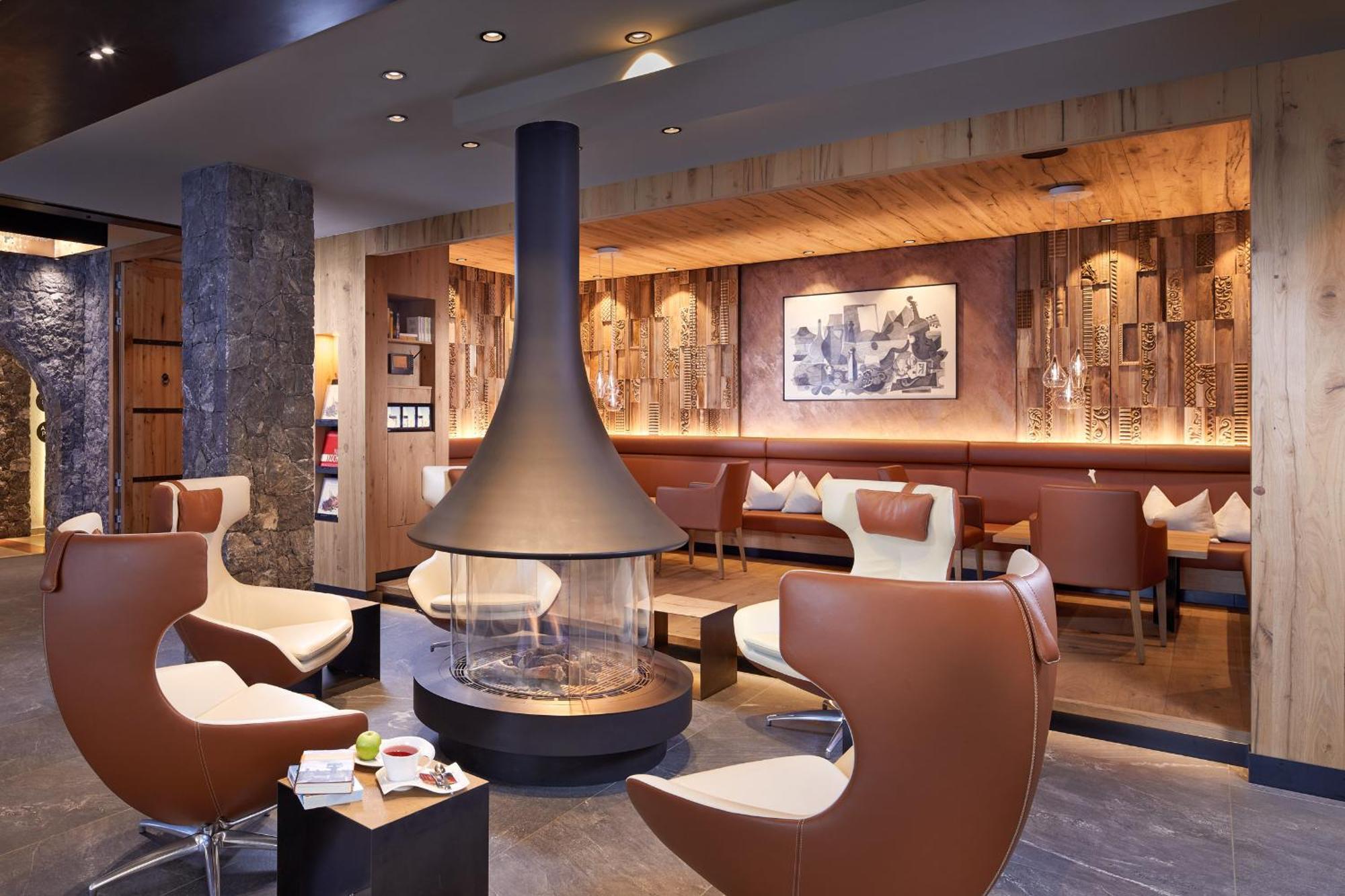 Hotel Tirol イシュグル エクステリア 写真