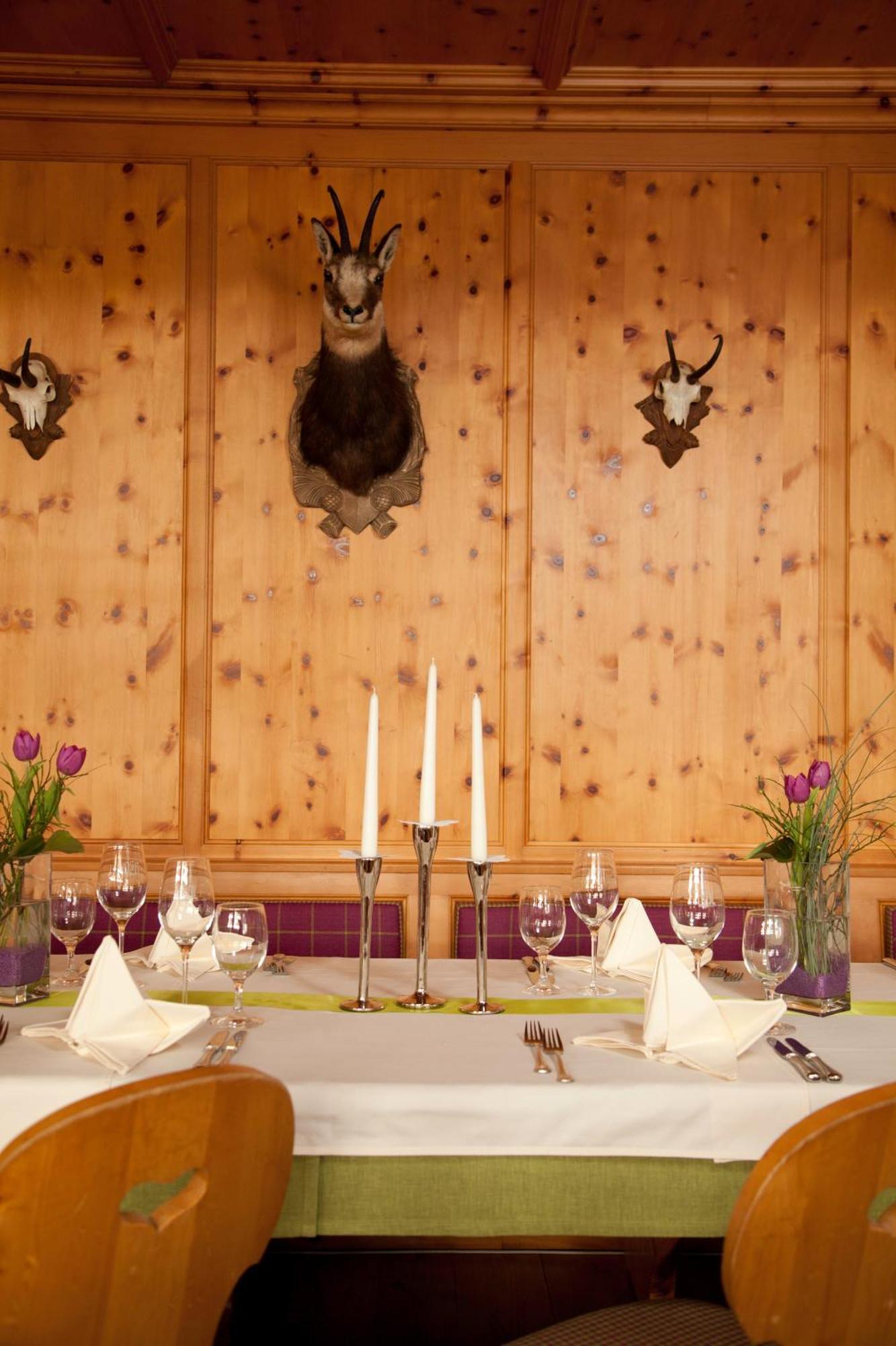 Hotel Tirol イシュグル エクステリア 写真