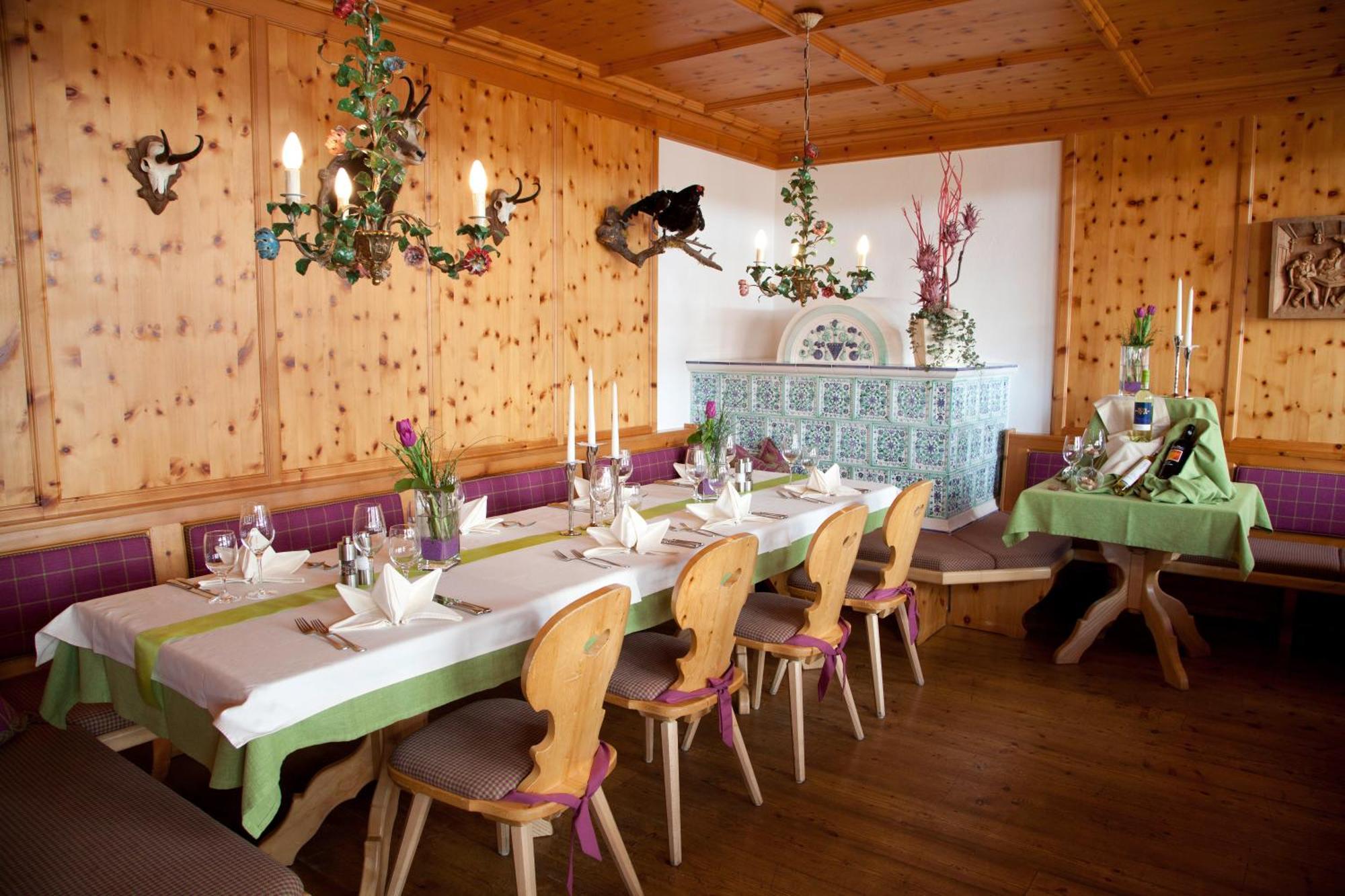 Hotel Tirol イシュグル エクステリア 写真