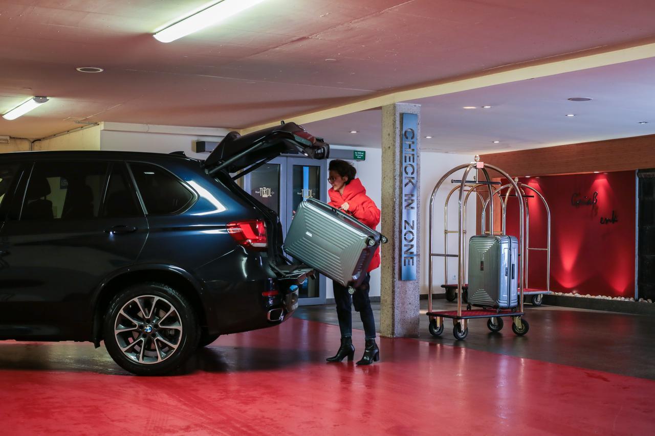 Hotel Tirol イシュグル エクステリア 写真