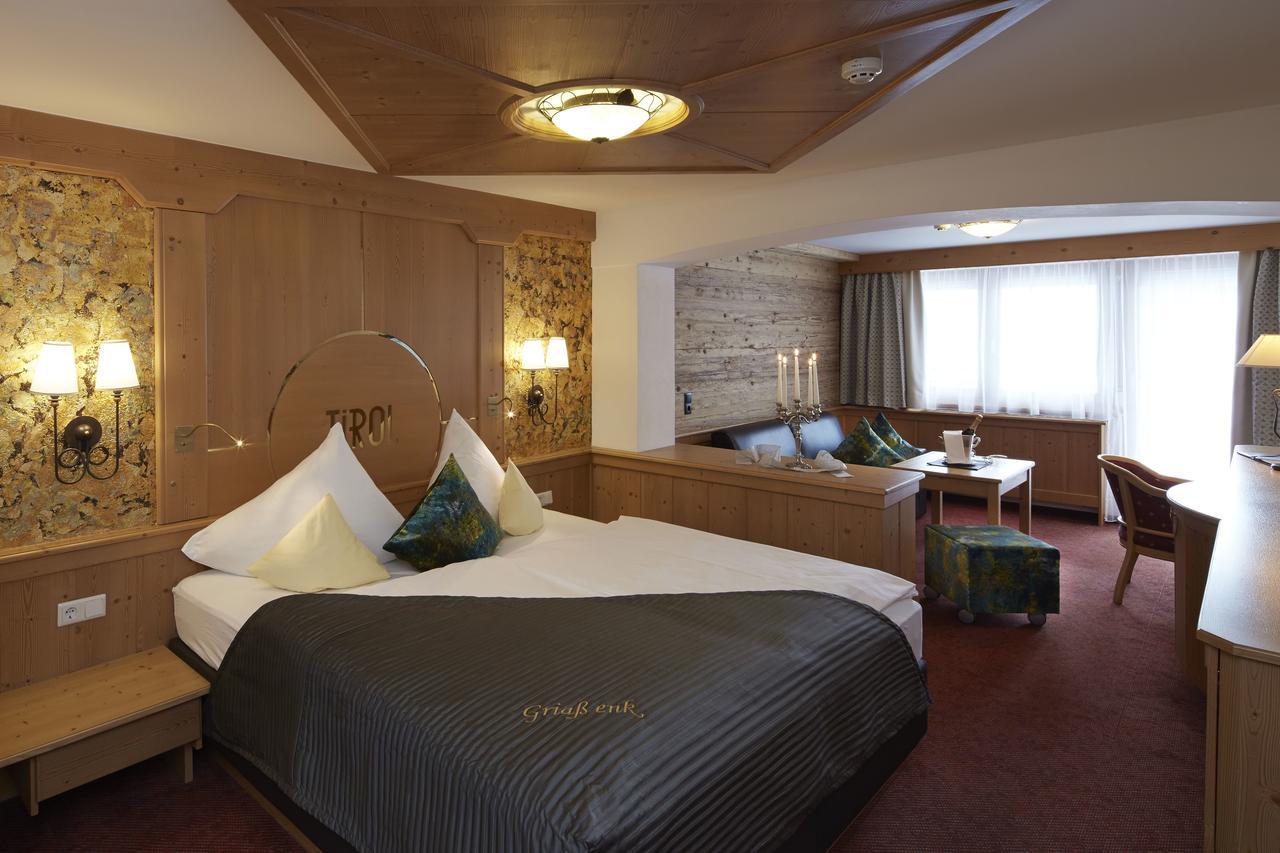 Hotel Tirol イシュグル エクステリア 写真