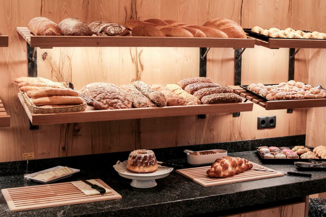 Hotel Tirol イシュグル エクステリア 写真