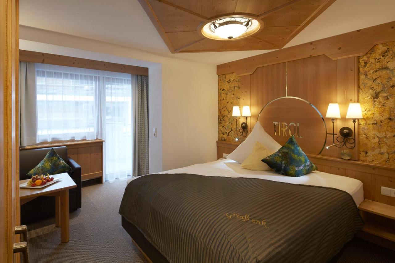 Hotel Tirol イシュグル エクステリア 写真