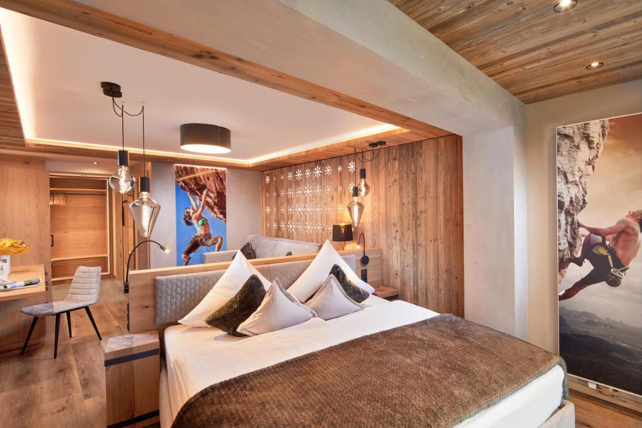 Hotel Tirol イシュグル エクステリア 写真